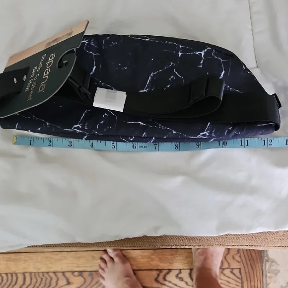 Apana Studio to Street Black Marble Belt Bag - Picture 3 of 5